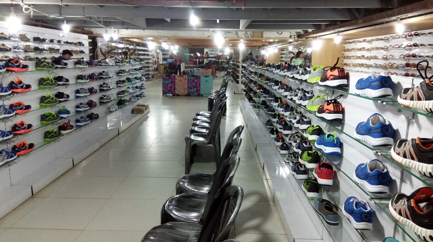 sreeleathers outlet near me