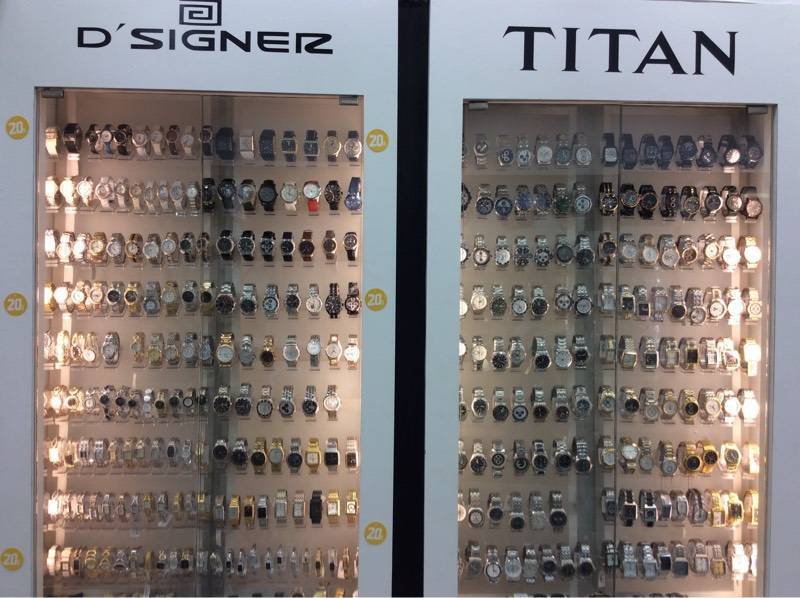 Titan World Titan Showroom In Kandivali West Titan Watch Showroom