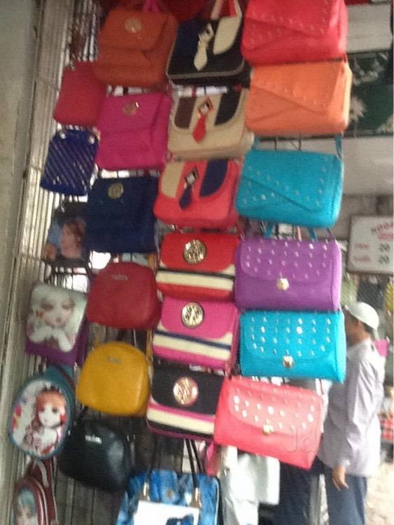 Madanpura Bags Wholesale 2024 www.alhudapk