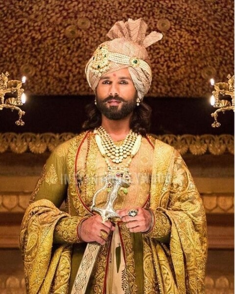 rajputana poshak for man