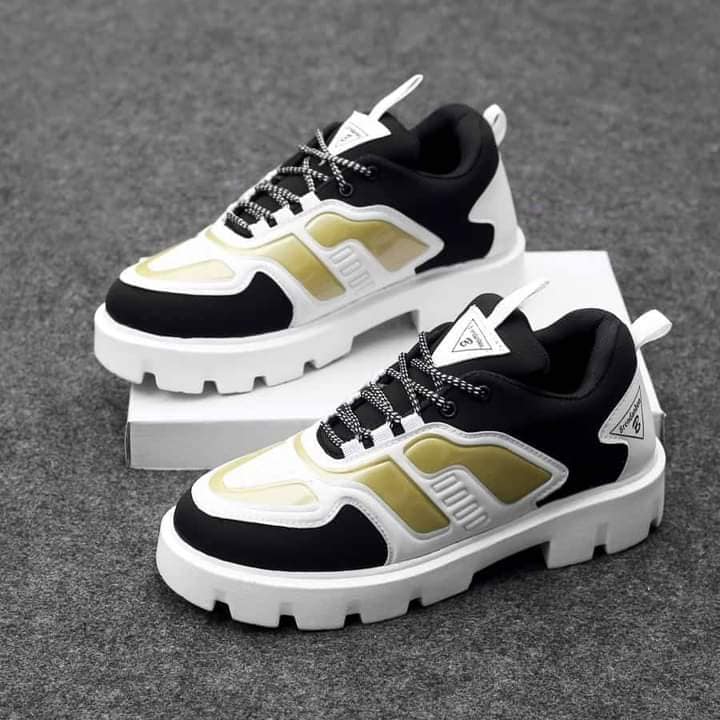 Sports Footwear in Bargarh Comfortable Athletic Shoes Trendy