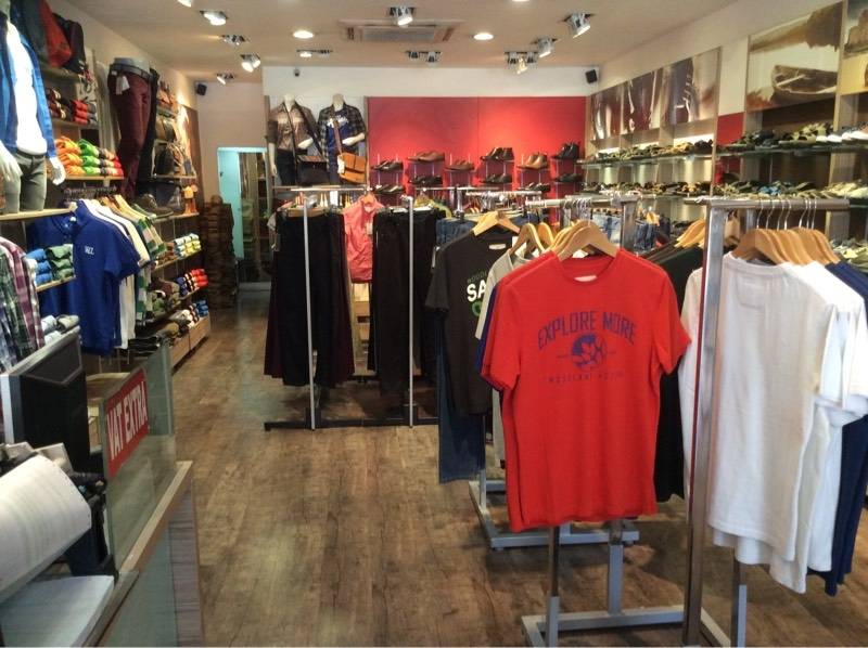 woodland shoes contact number