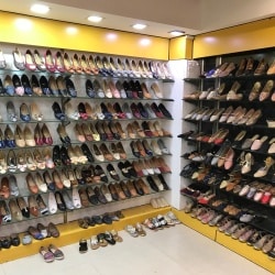 Rainbow hot sale store shoes