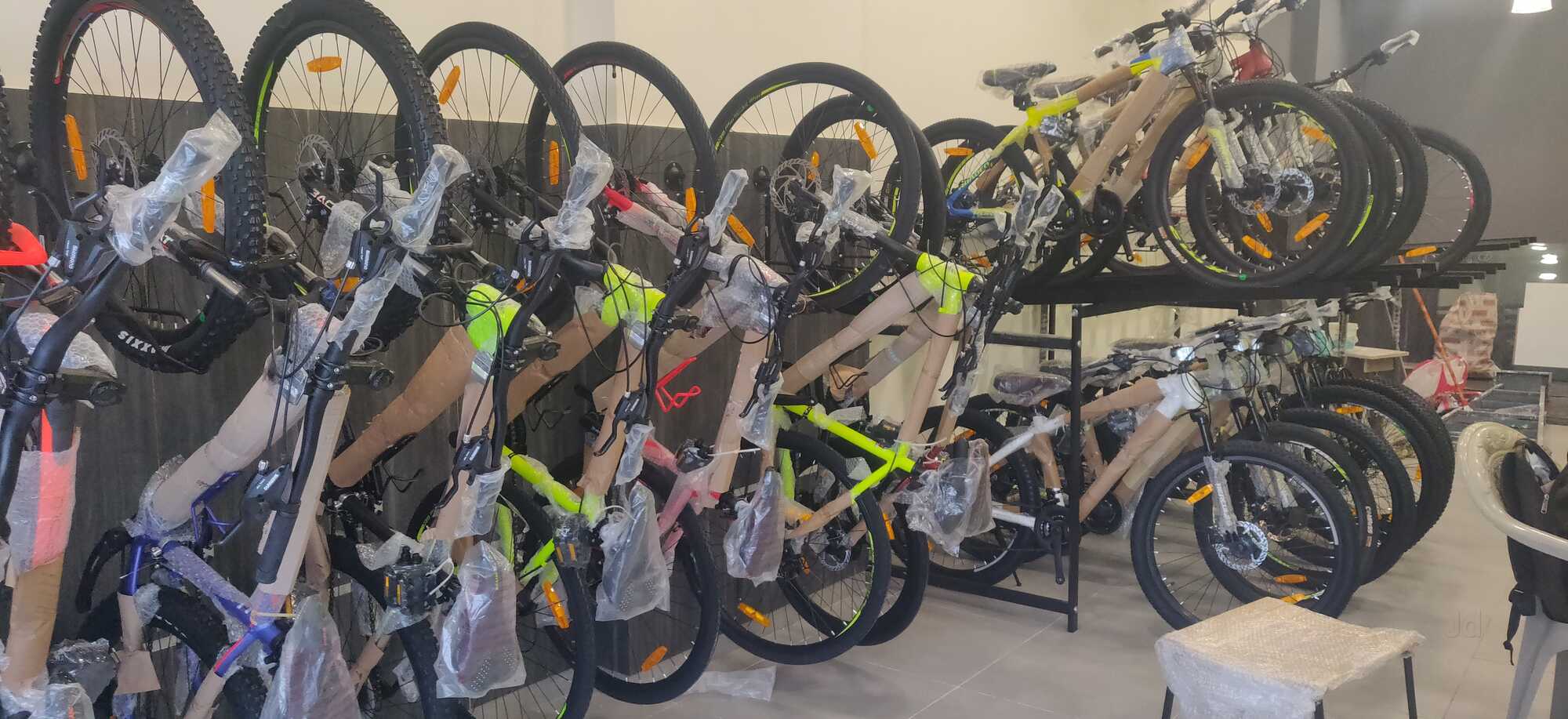 Indoor Cycling Cyclezone Studio Exercise Bikes For Gym In