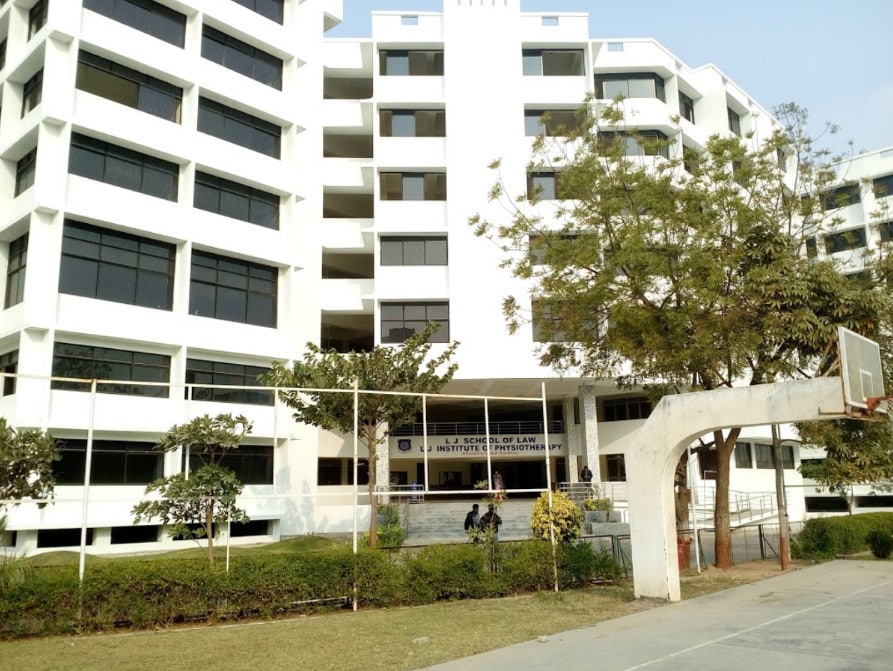 College Of Dental Science and Research Centre, Ghuma - Dentists in Ahmedabad - Justdial