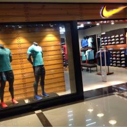 nike showroom cg road