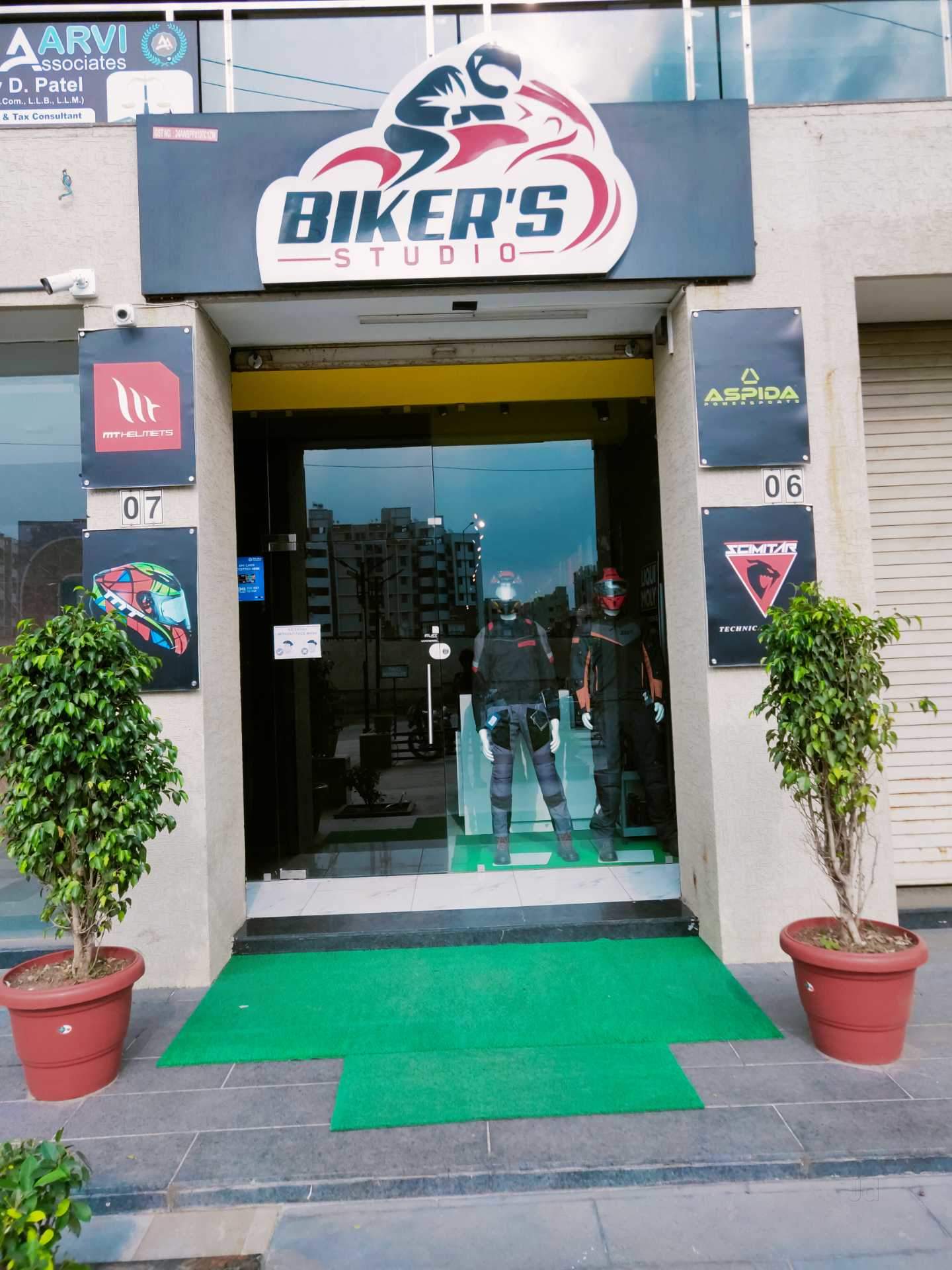 Motoaxcelar Two Wheeler Part Motoaxcelar Wheeler Part Price