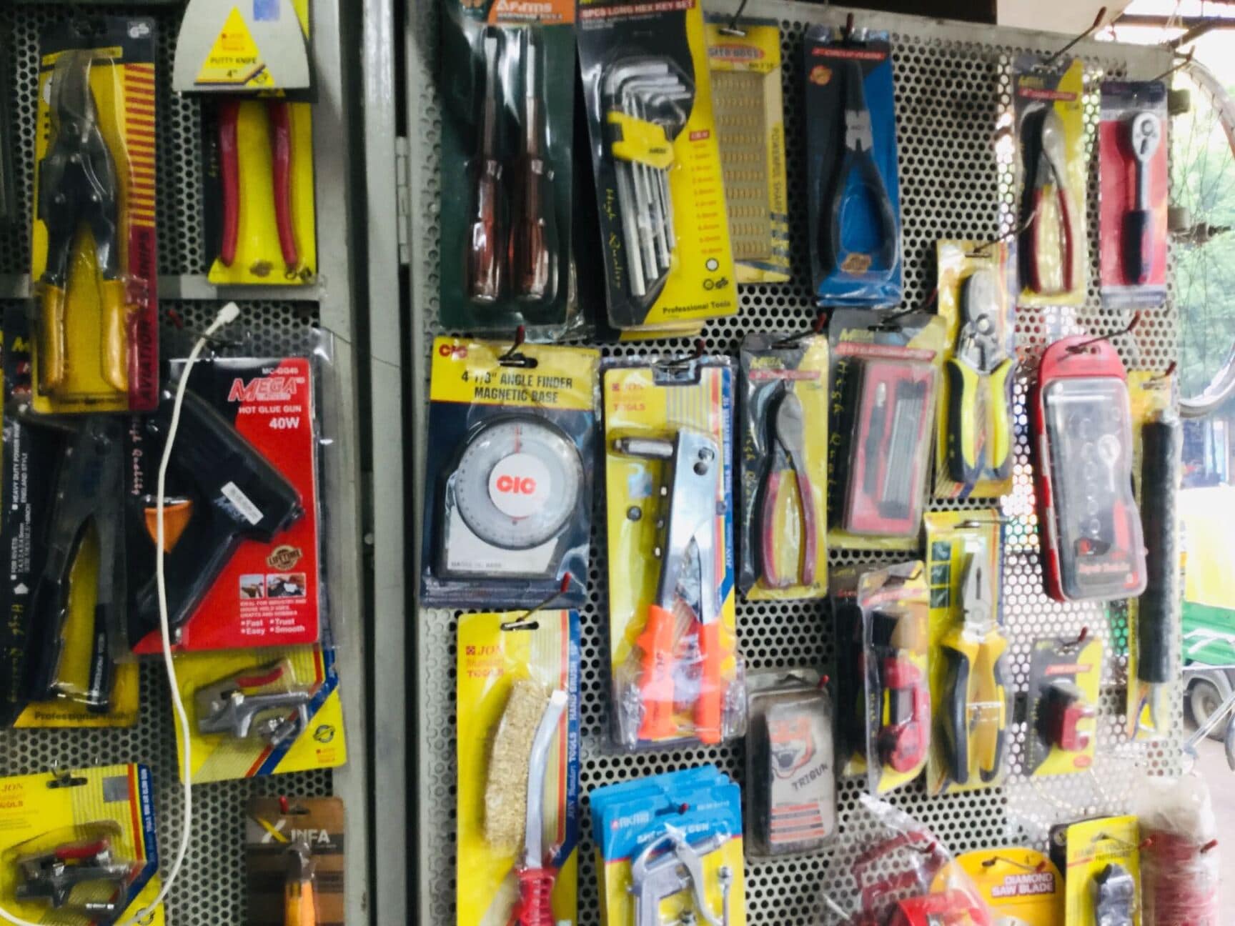 Catalogue Ahmedabad Hardware Stores in Relief Road , Ahmedabad Justdial
