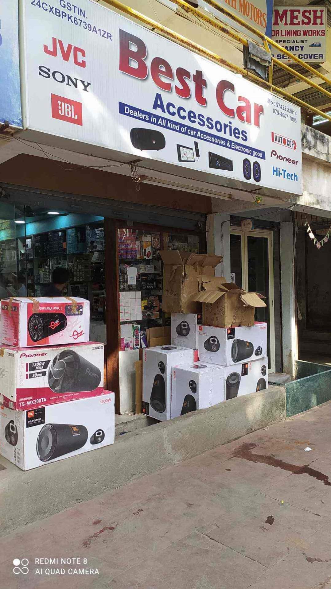 Estúpido barbilla Infectar best car accessories shop near me sueño