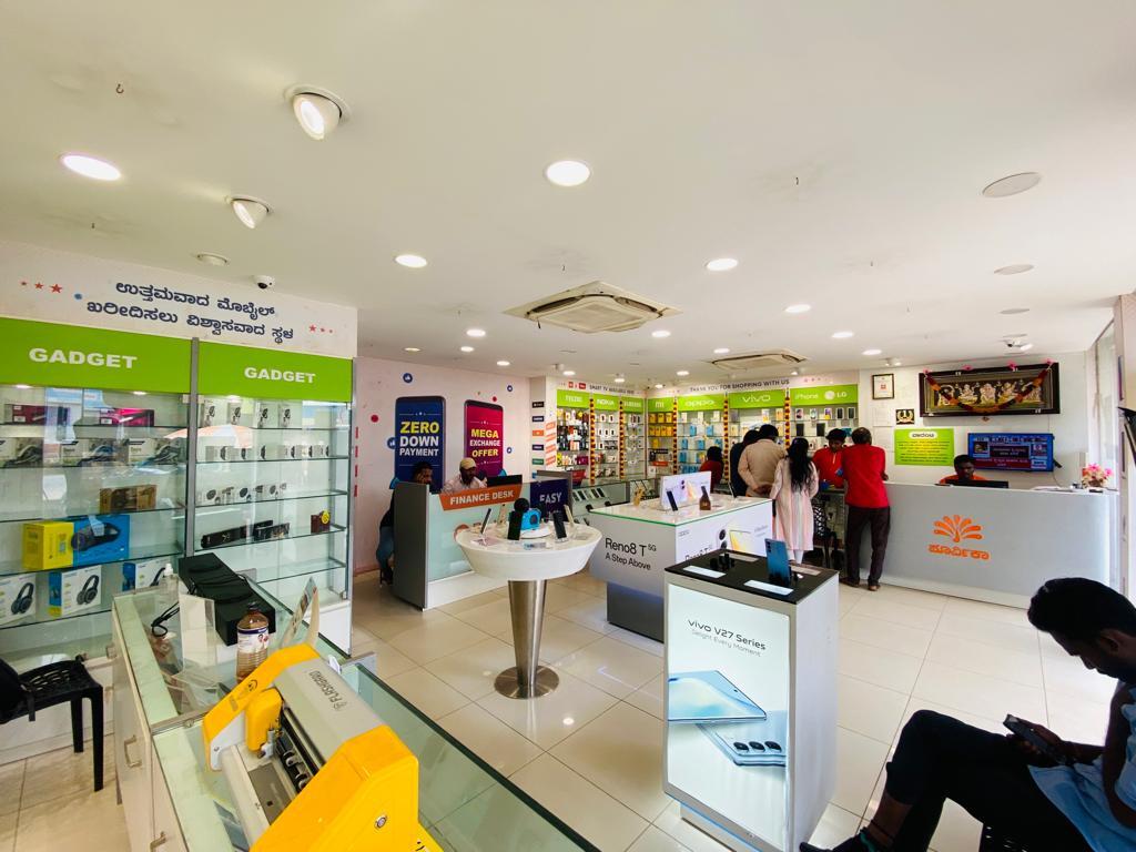 Top Head Phone Wholesalers in Bangalore हेड फ़ोन व्होलेसलेर्स