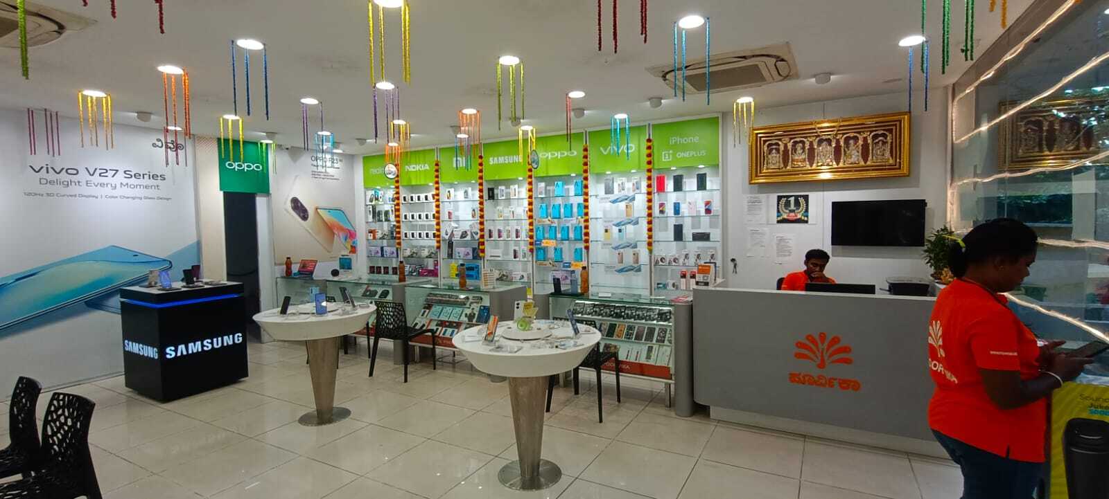 Top Head Phone Wholesalers in Bangalore हेड फ़ोन व्होलेसलेर्स