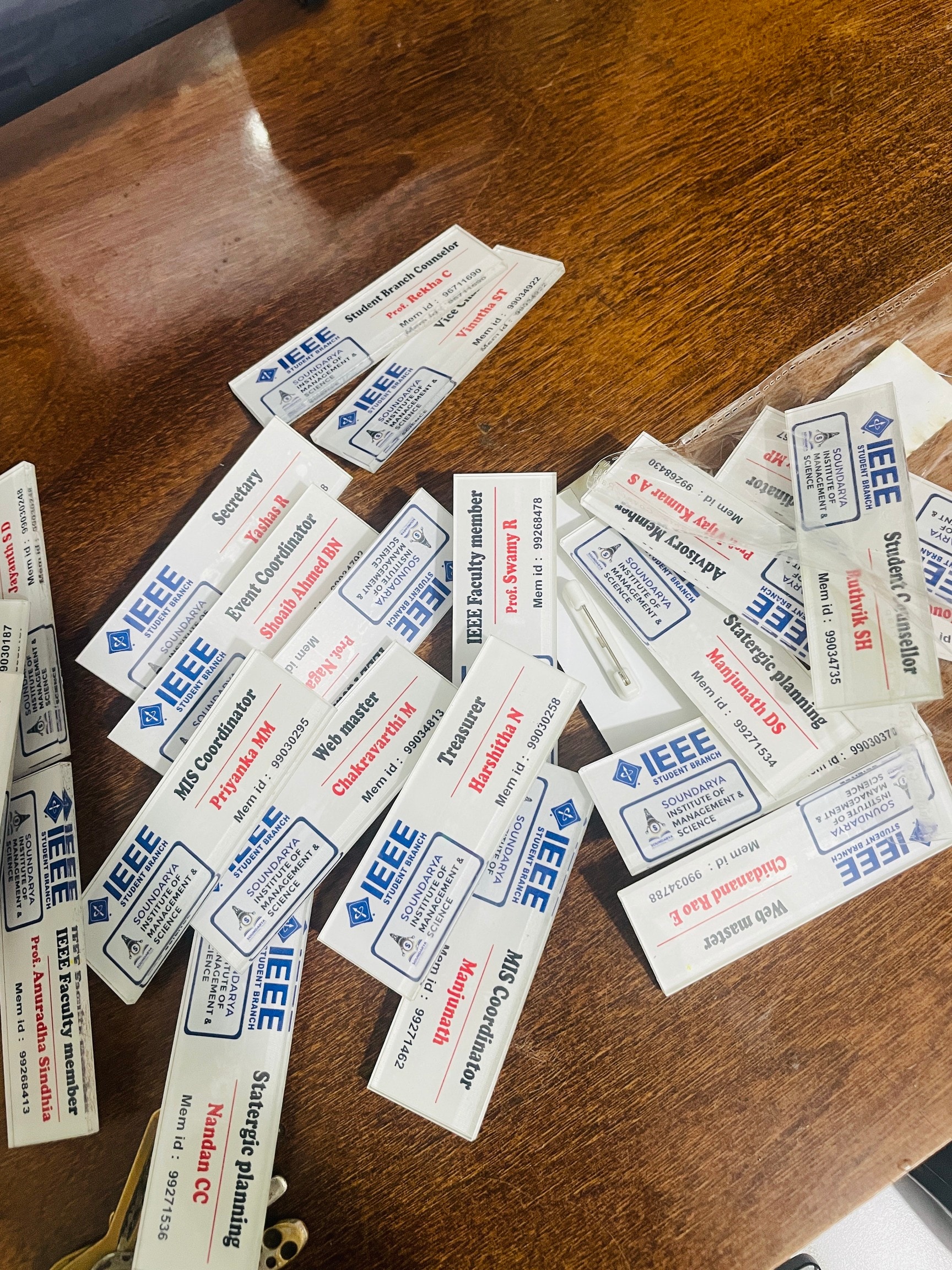 Top Write Mark Acrylic Sign Board Dealers in Ahmedabad ऐक्रेलिक सिग्न