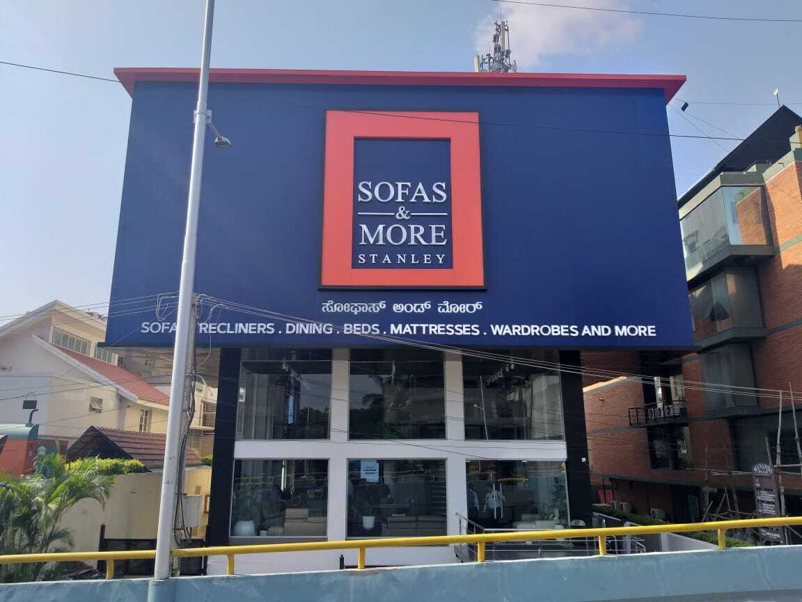 Catalogue Nest Old Furniture Buying And Selling in Ilyas Nagar