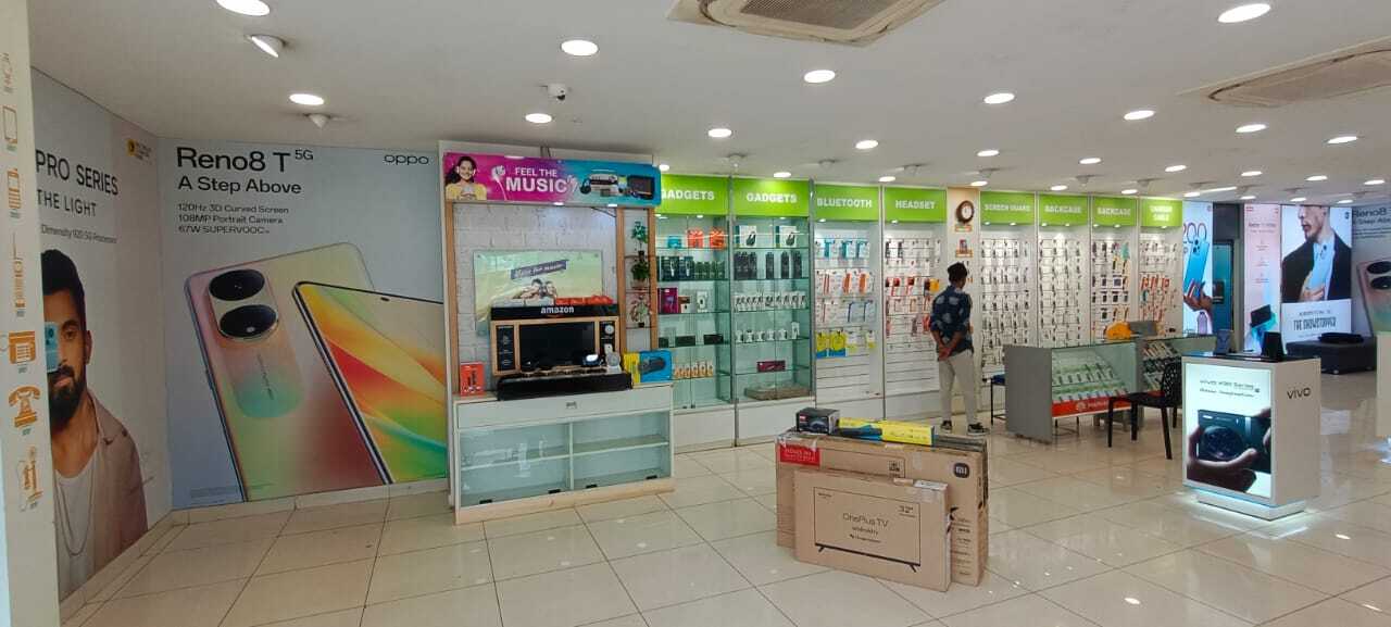 Top Head Phone Wholesalers in Bangalore हेड फ़ोन व्होलेसलेर्स