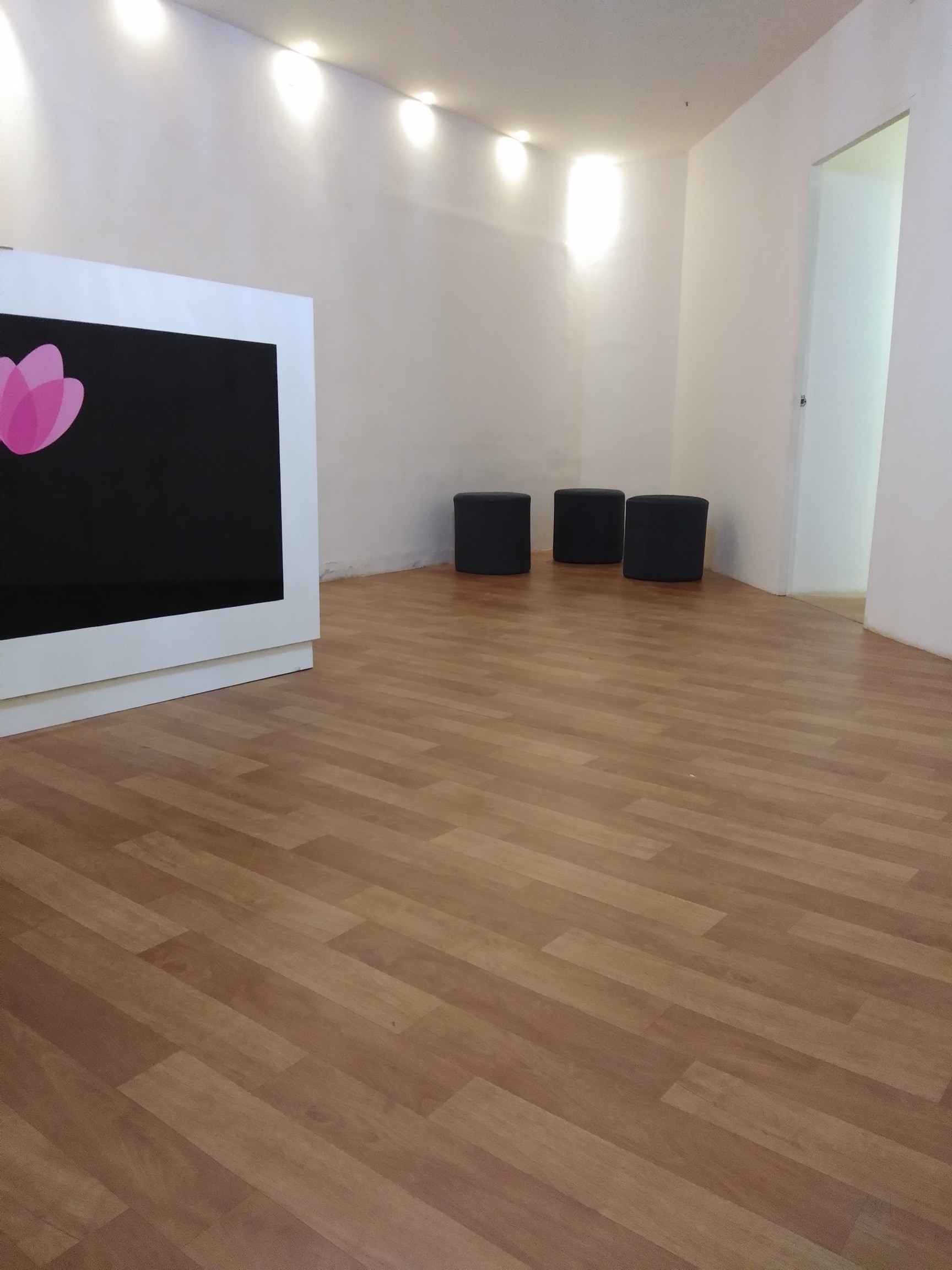 Sumukhi Enterprises Jc Road Vinyl Flooring Dealers In Bangalore Sumukhi Enterprises Jc Road Vinyl