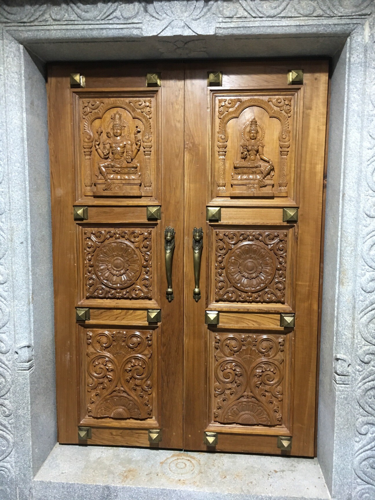 Top 20 Carved Wooden Door Manufacturers In Bangalore Best Carved Wooden Door Manufacturers Bangalore