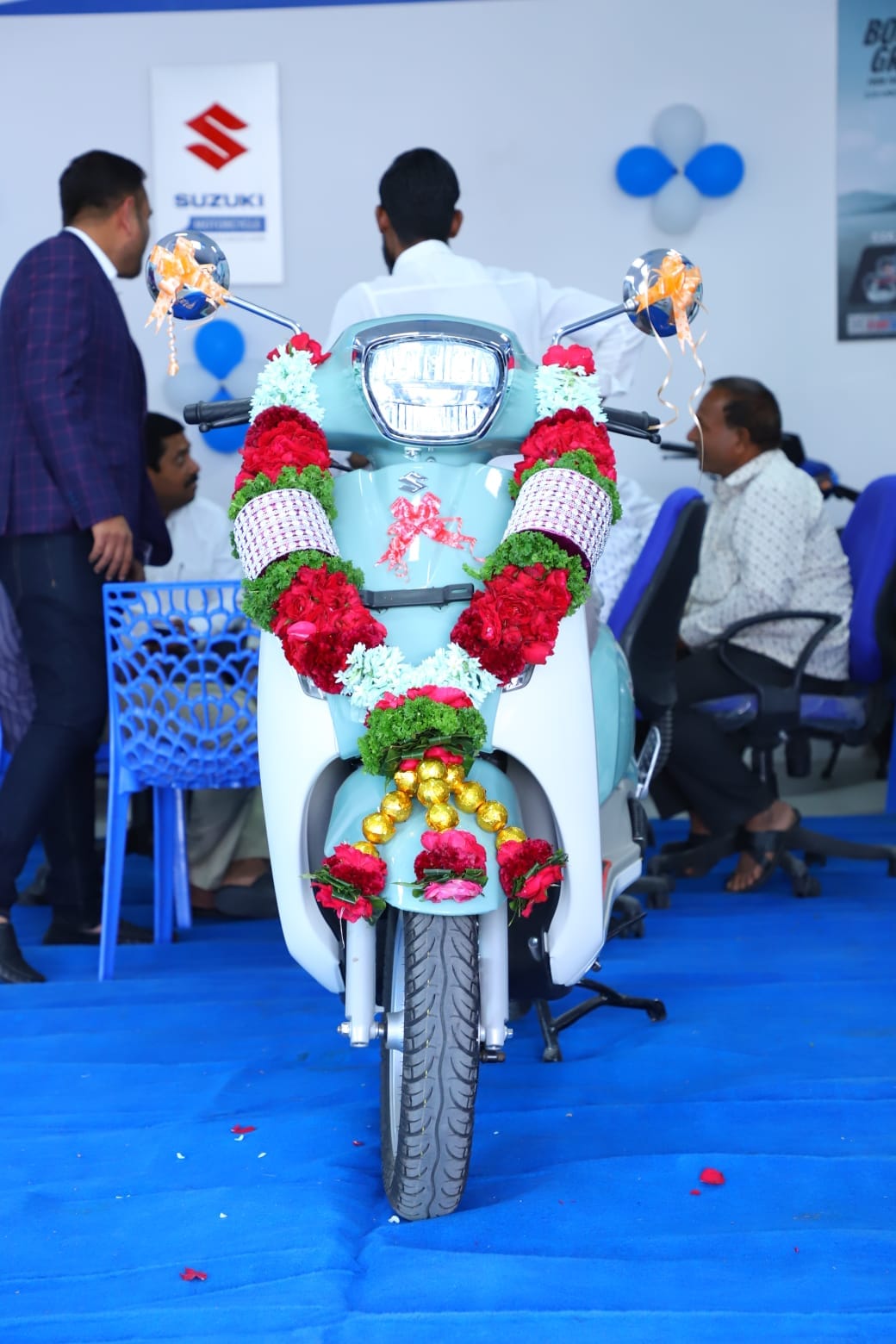  Tea “Set” List of Top Motorcycle Dealers Suzuki in Gevrai - Best Suzuki Bike