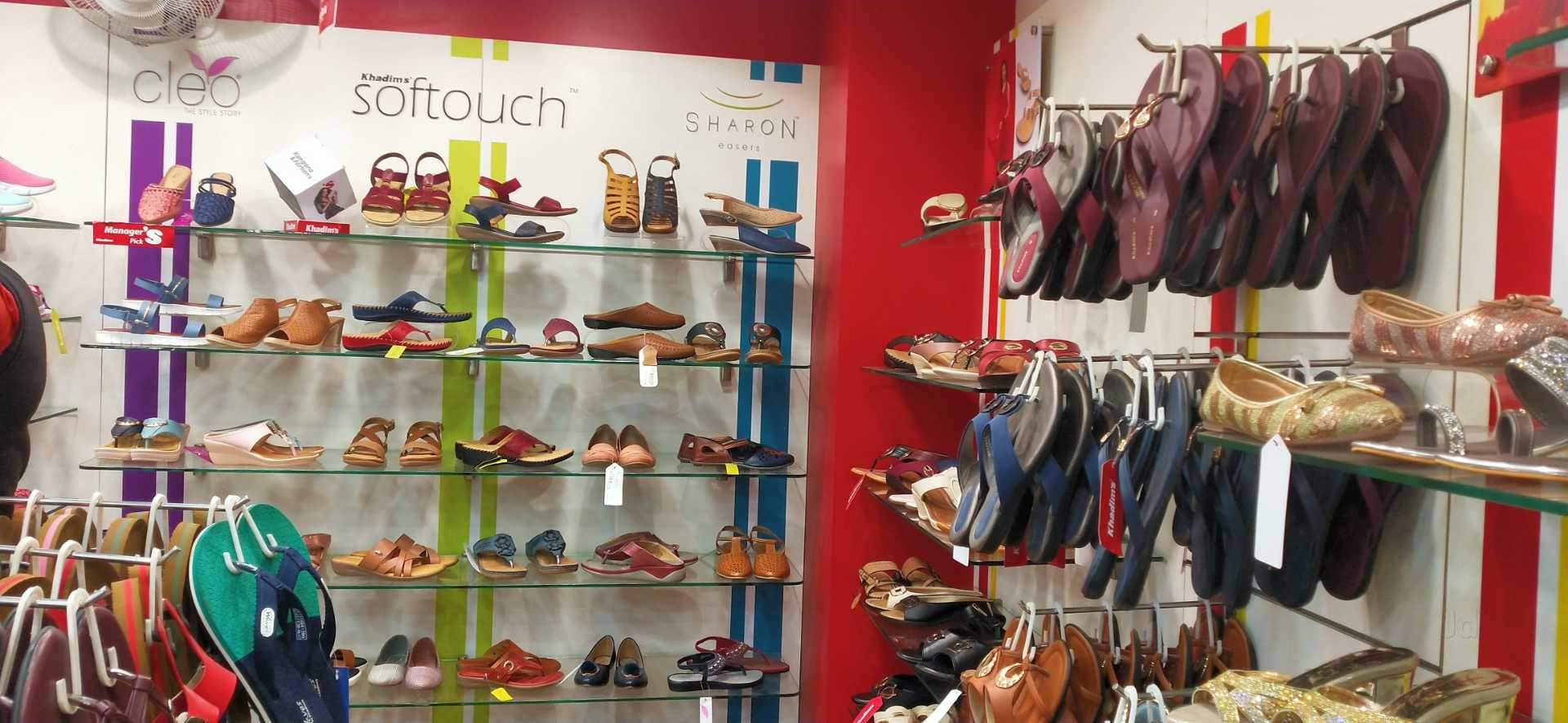 khadims doctor chappal