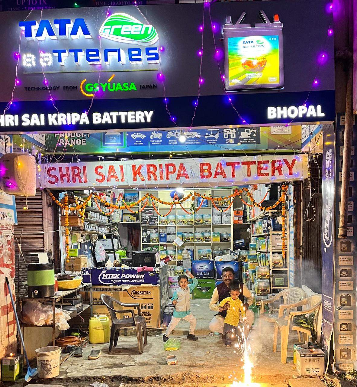 Passenger Vehicle in Indore Reliable, Comfortable Efficient