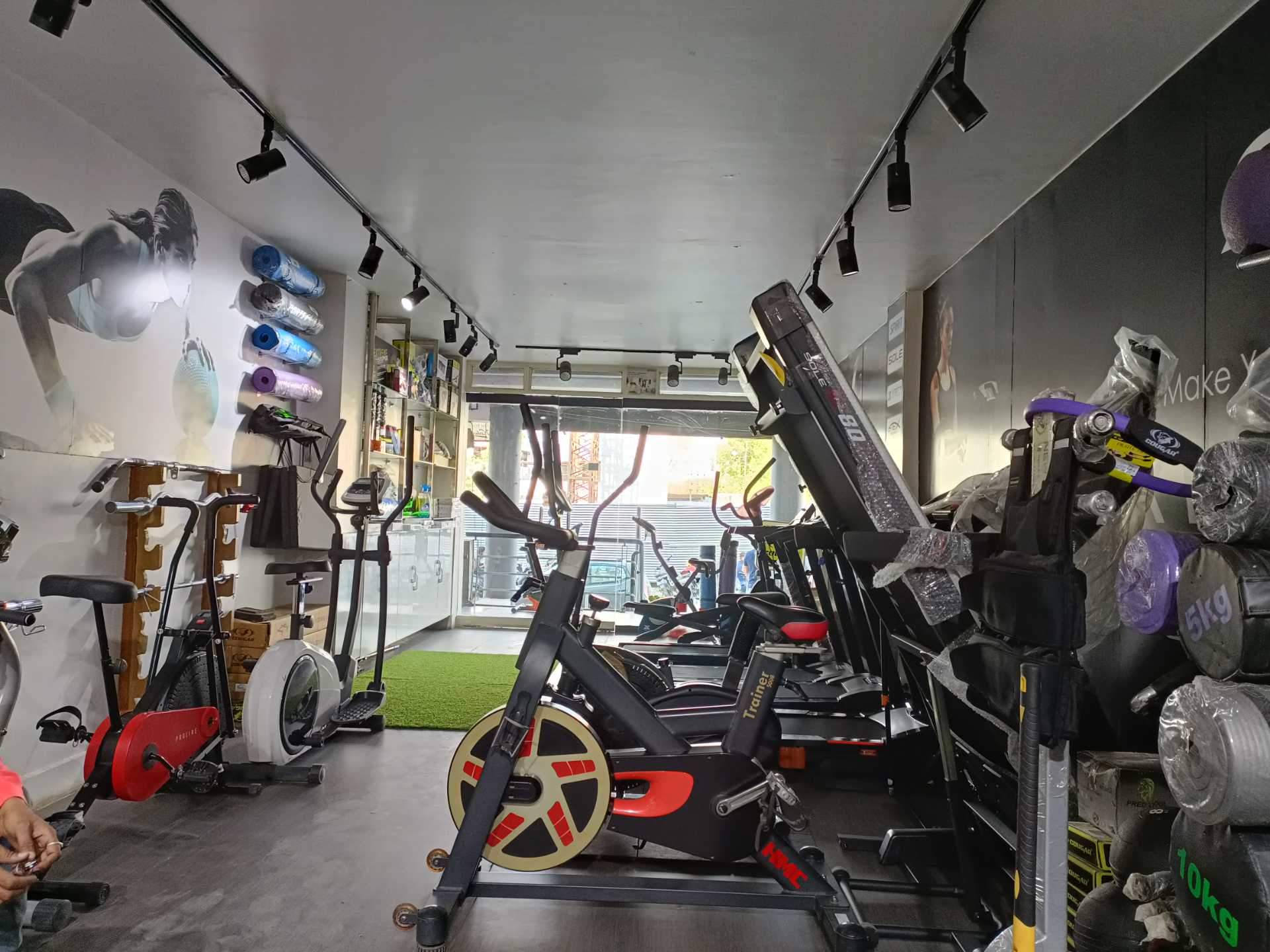 Gymost Grace Ea Running Exercise Machine in Bhopal - Dealers, Manufacturers  & Suppliers -Justdial