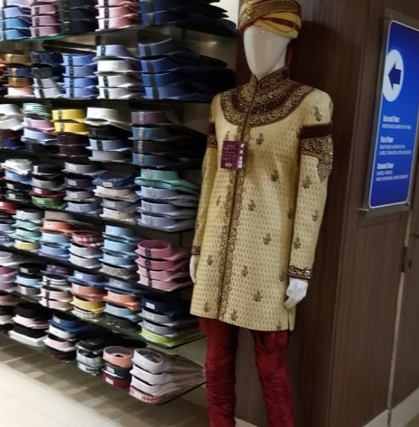 ladies fashion retailers