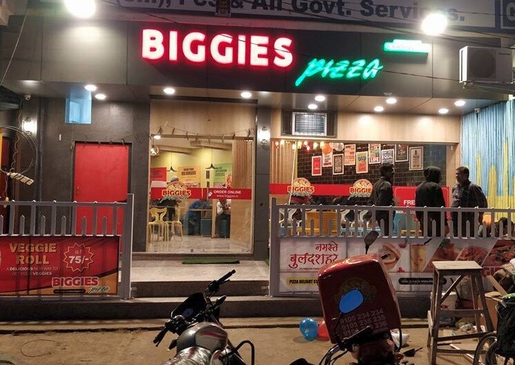 Top Biggies Pizza Pizza Outlets in Dasna Best Biggies Pizza Pizza