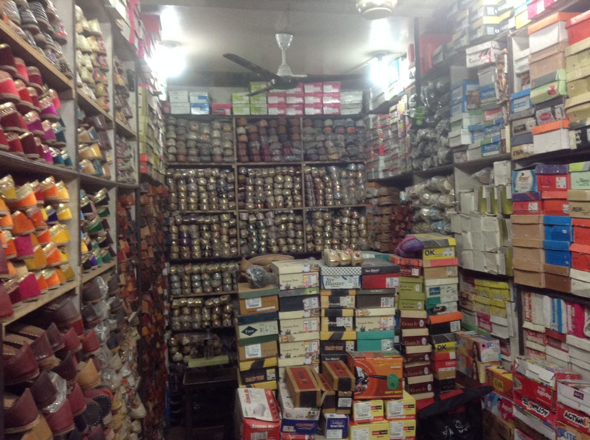 nike outlet zirakpur