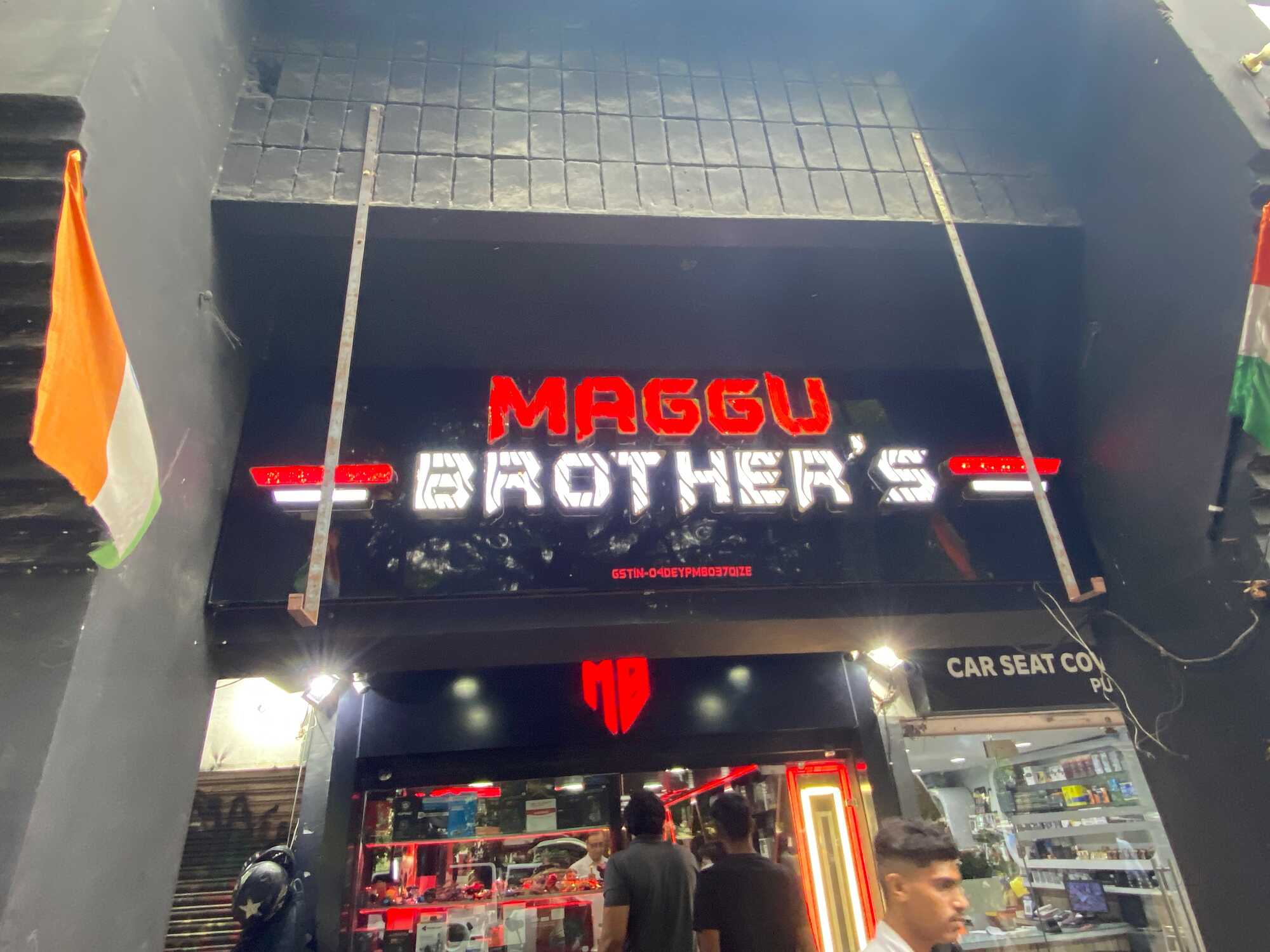 Top Momo Car Accessory Dealers in Dehradun Best Momo Car Accessory