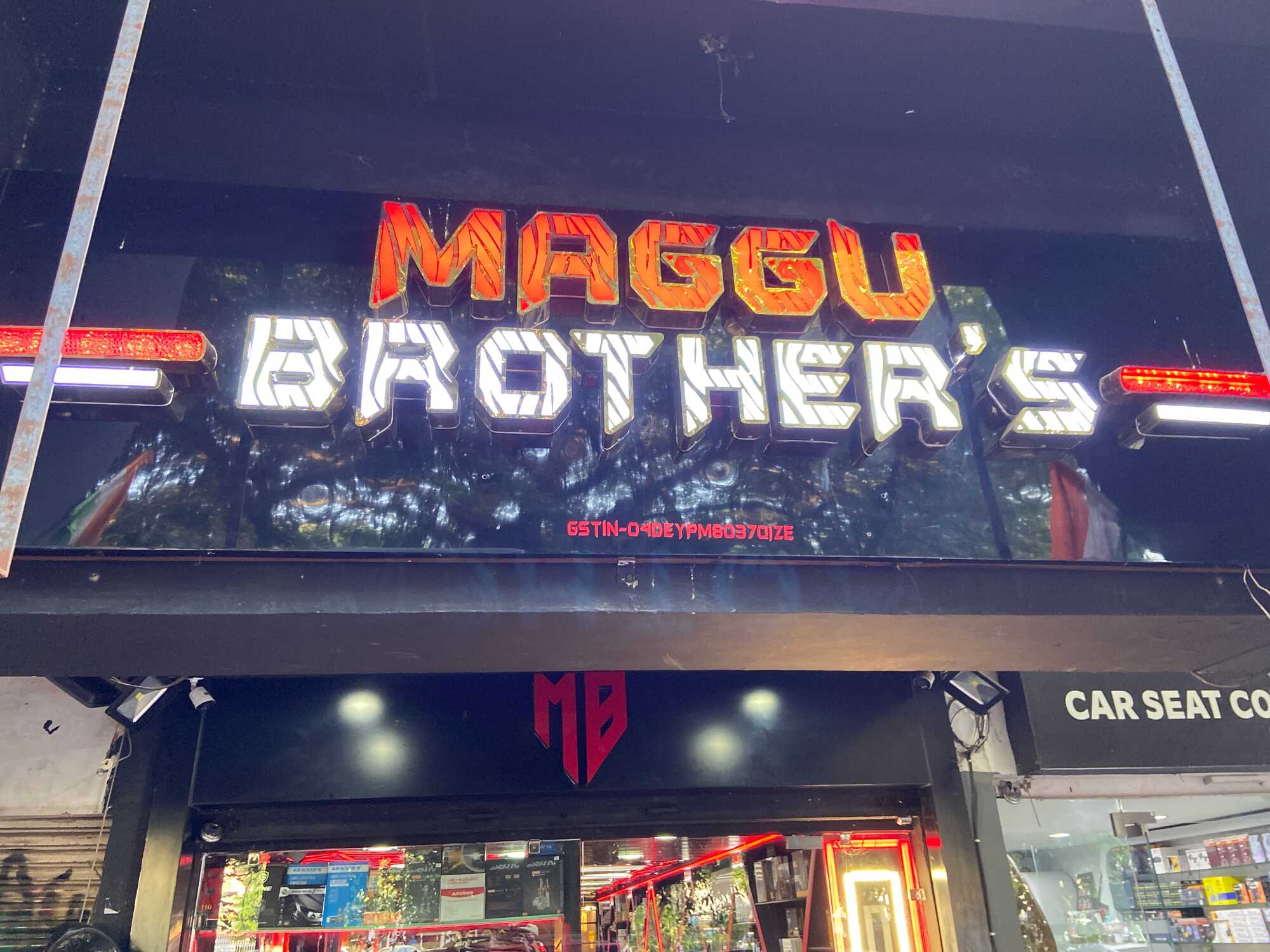 Top Momo Car Accessory Dealers in Dehradun Best Momo Car Accessory