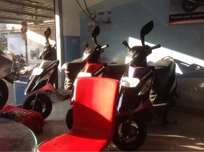 yamaha showroom in perambur