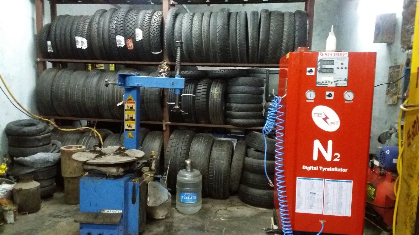 Top Car Tyre Puncture Services in Ranganathan NagarPorur Best Car