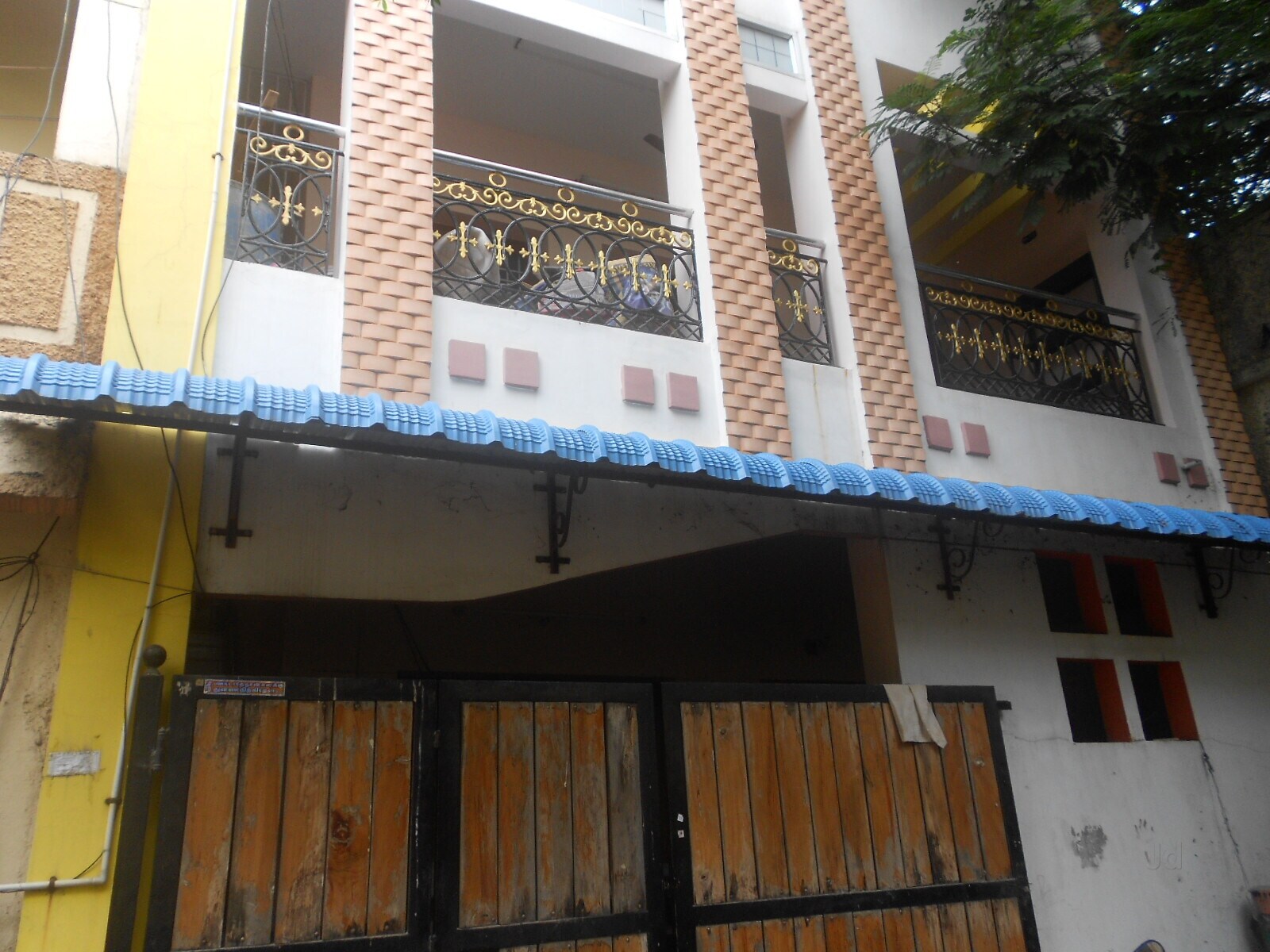 Top 50 Ladies Hostel in Saligramam, Chennai Best Working Womens