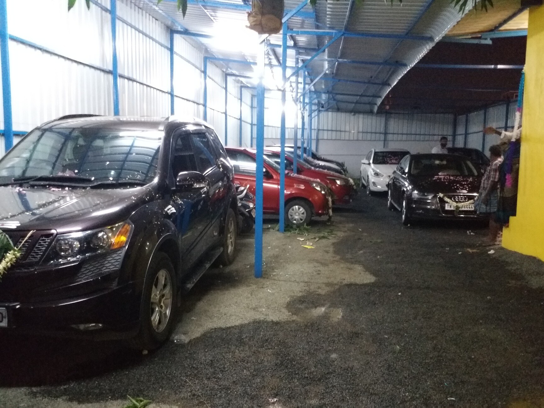 Top Range Rover Car Rental in Medavakkam Best Range Rover Car Rental