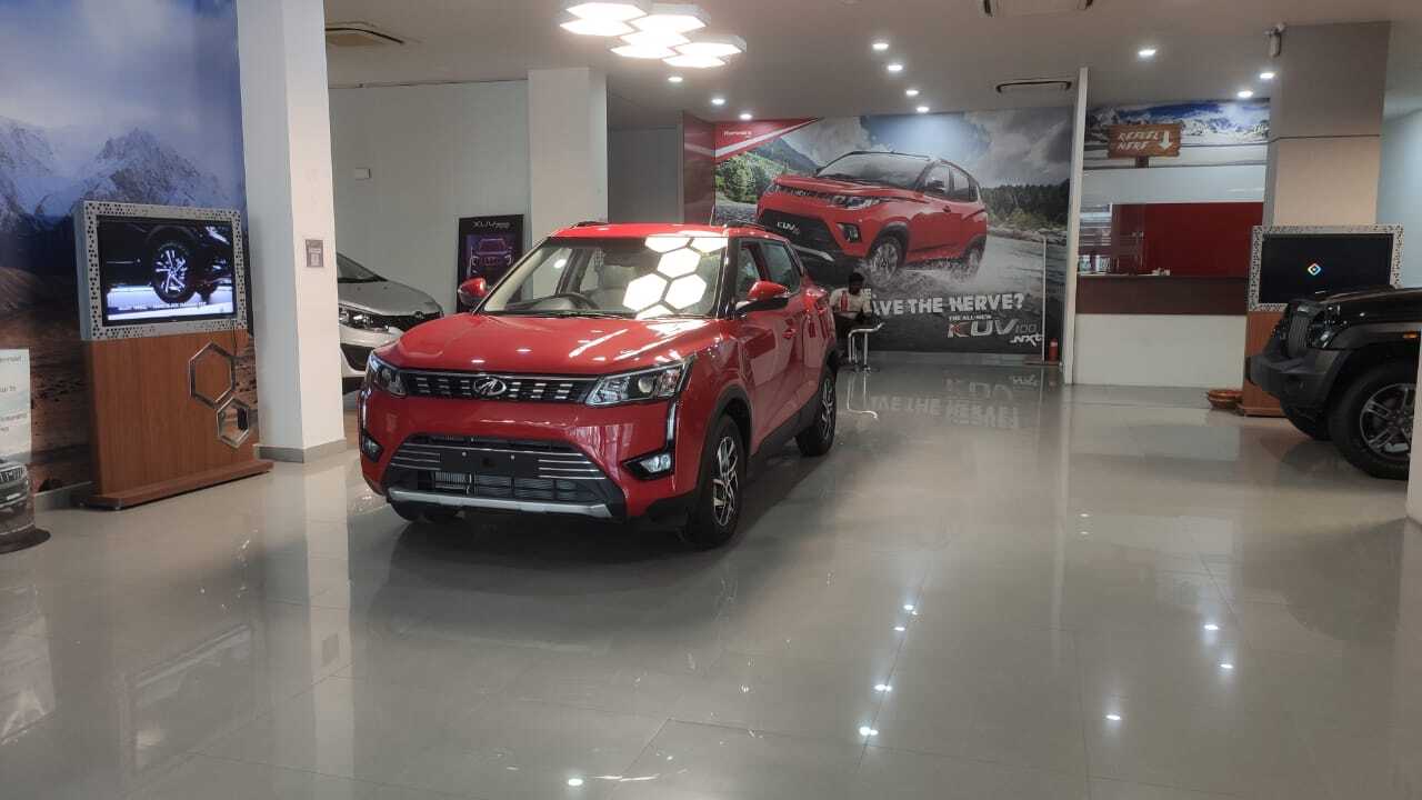 Top Mahindra (authorised) Electric Car Dealers in Chennai Best