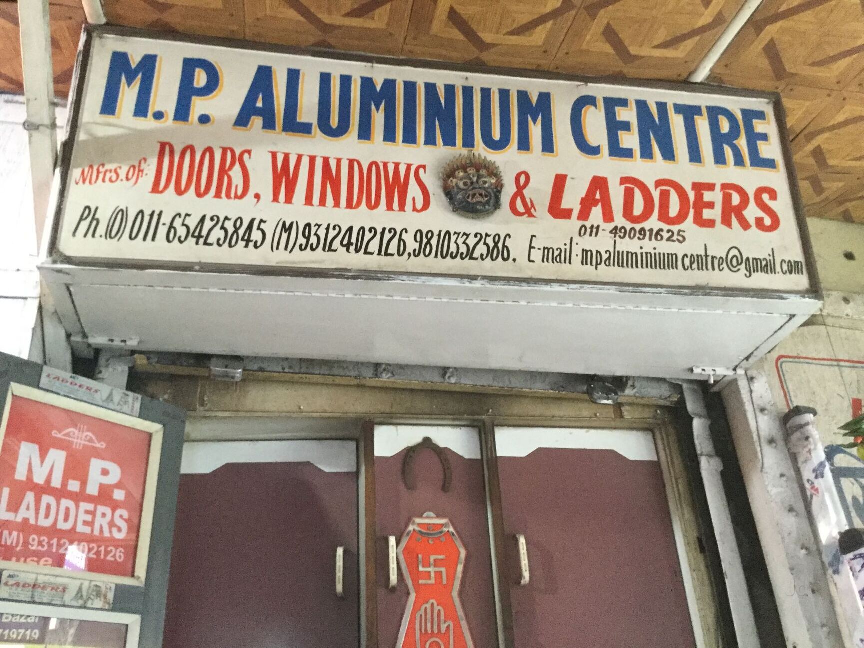 M P Aluminium Centre Chawri Bazar Aluminium Door Dealers In