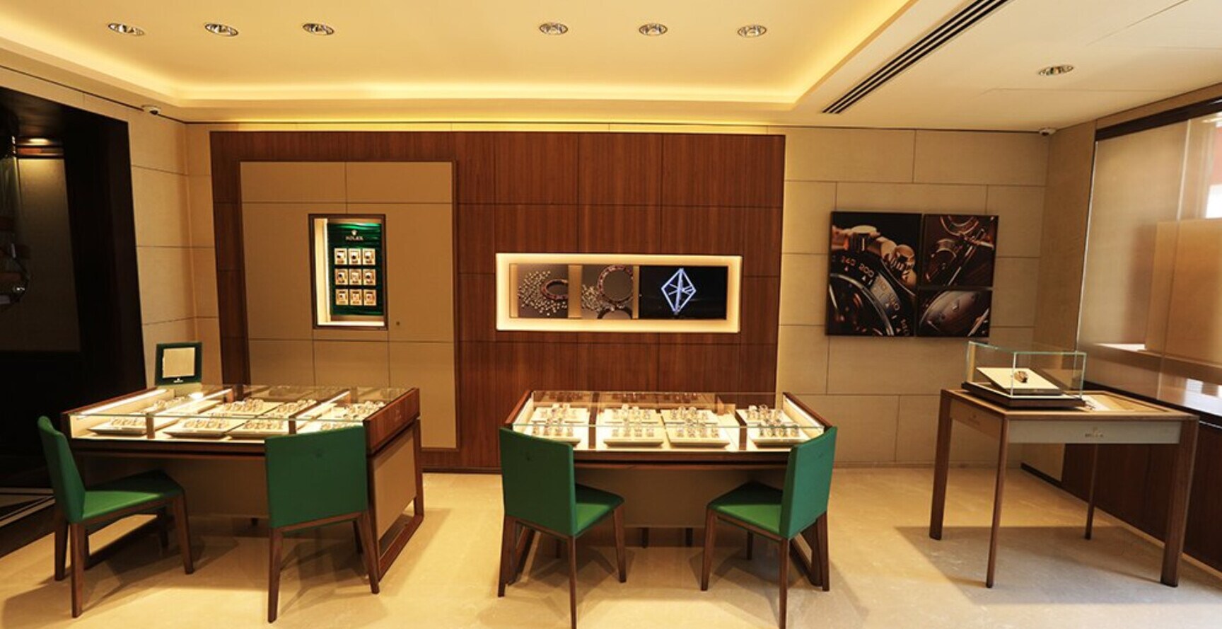 kapoor watch company service center