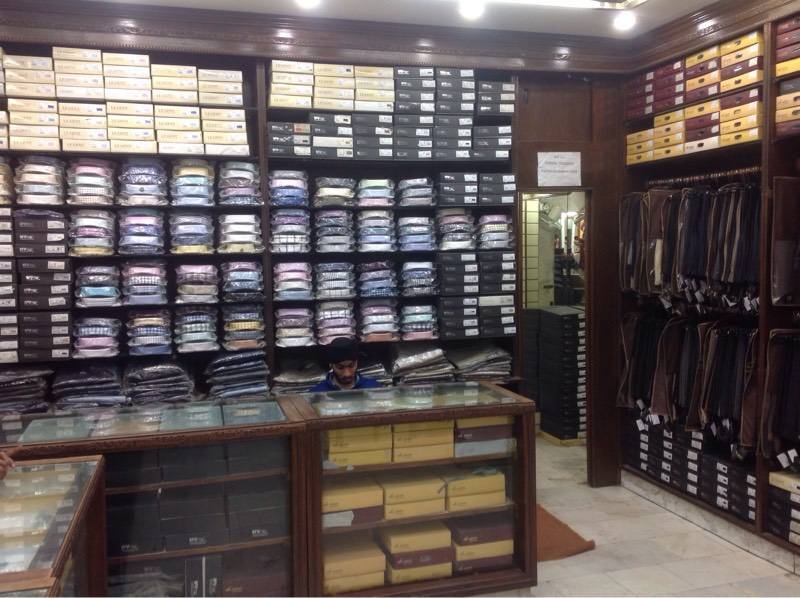 Catalogue Shehnai Shopping Mall in Karol Bagh , Delhi Justdial