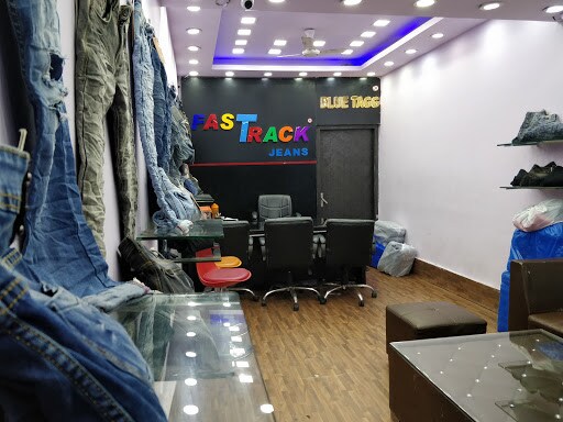 Fastrack Jeans in Tank Road Karol Bagh 