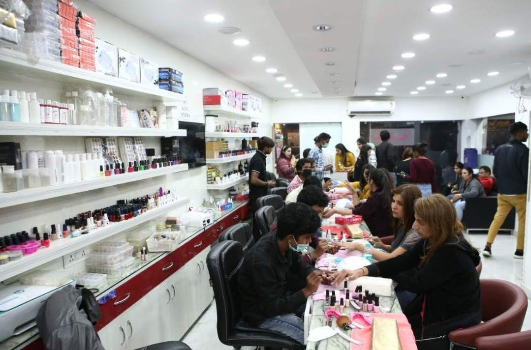 Top 133+ hair extension in rajouri garden super hot tnbvietnam.edu.vn