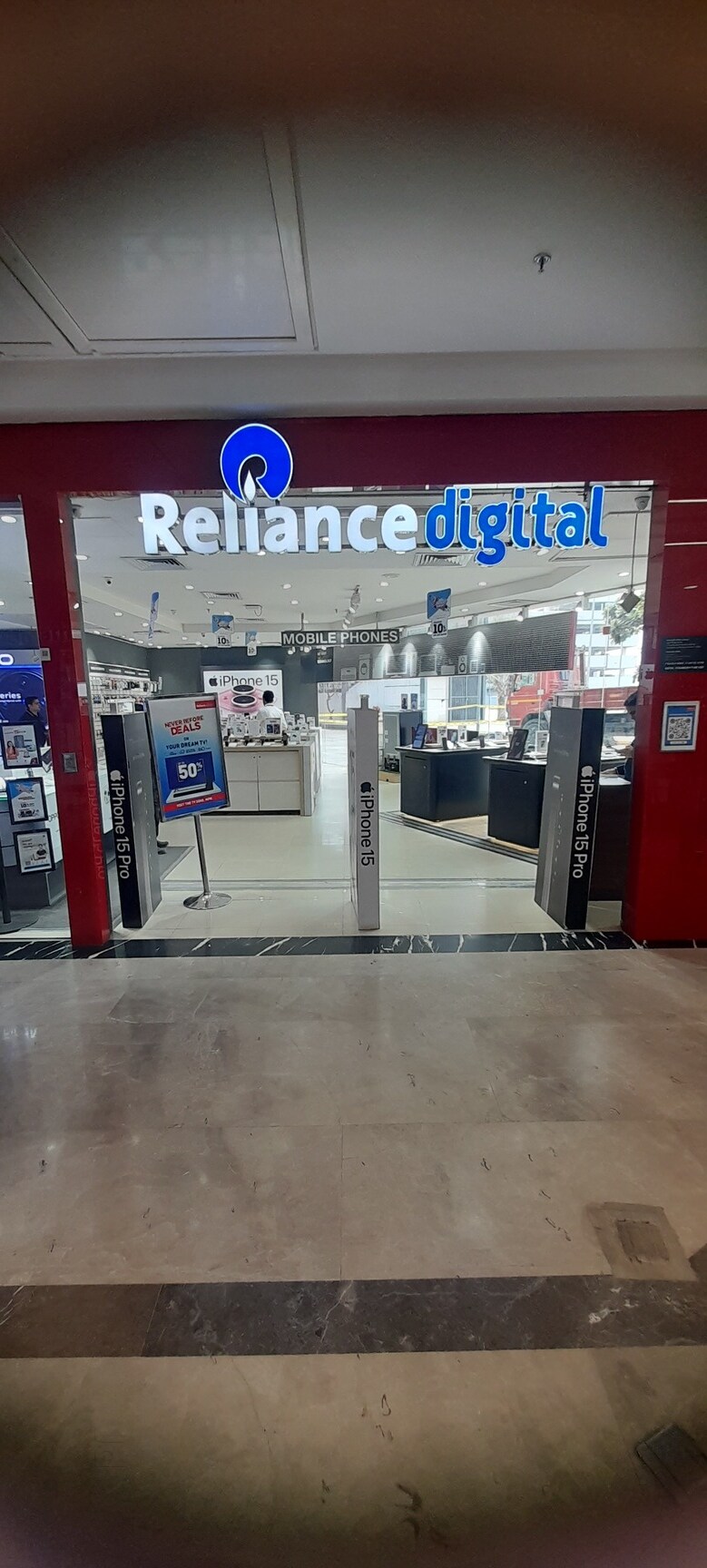 Top Reliance Digital in Dhaula Kuan Best Reliance Digital Store near