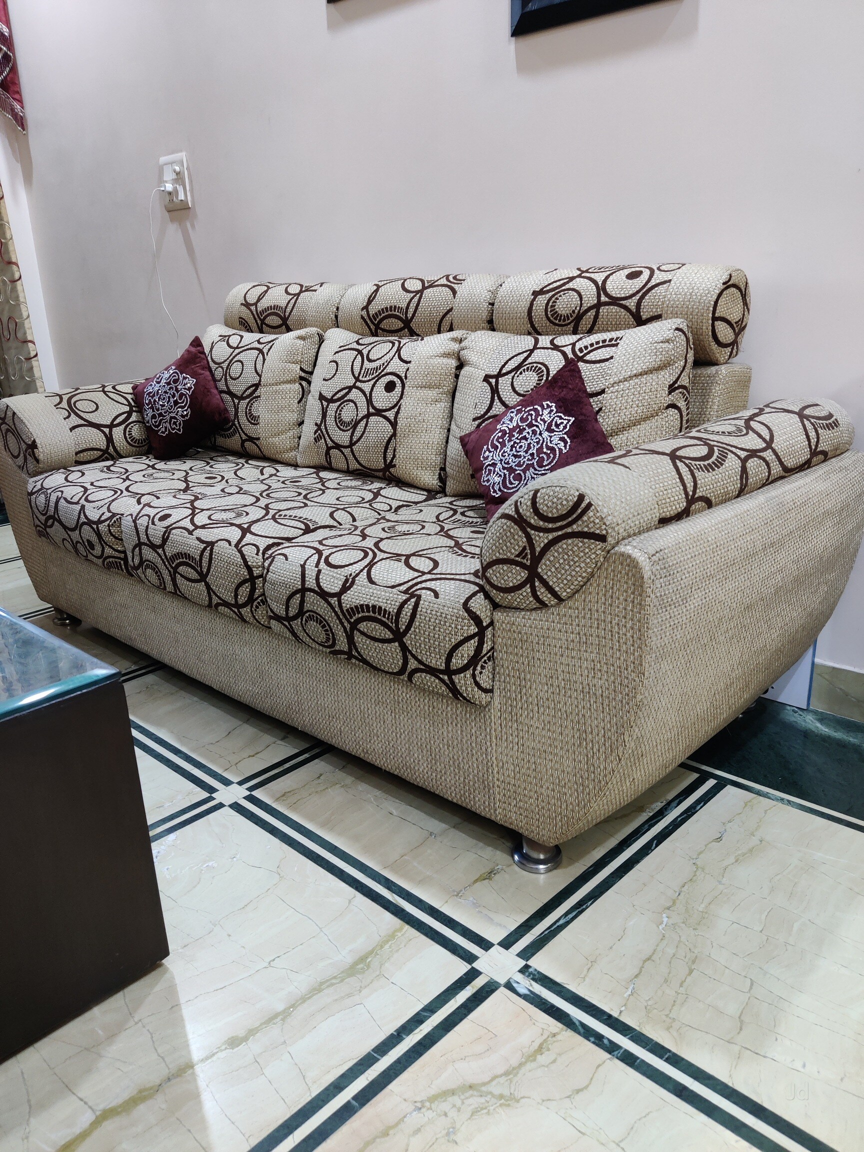 Second Hand Living Room Furniture In Delhi Baci Living Room