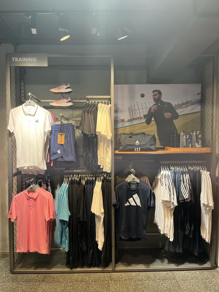adidas showroom in lajpat nagar