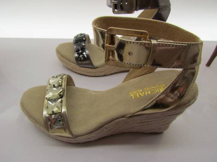 Catalogue - Michael Kors (DLF Emporio 