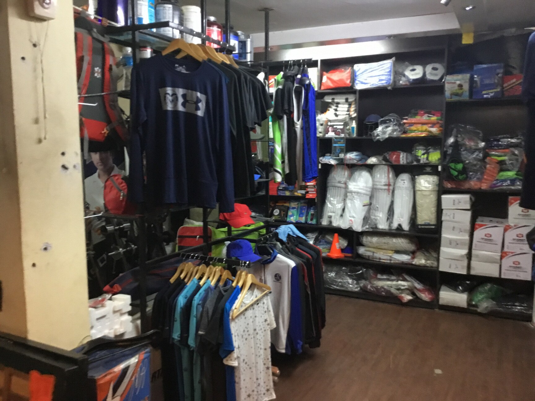Nike Factory Store Chattarpur Readymade Garment Retailers In Delhi Justdial