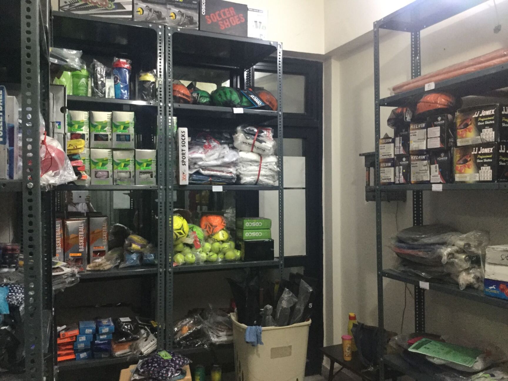 Nike Factory Store Chattarpur Readymade Garment Retailers In Delhi Justdial