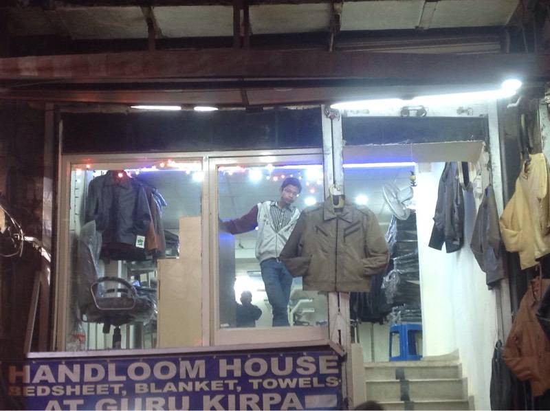 Catalogue Purse Emporium in Karol Bagh , Delhi Justdial