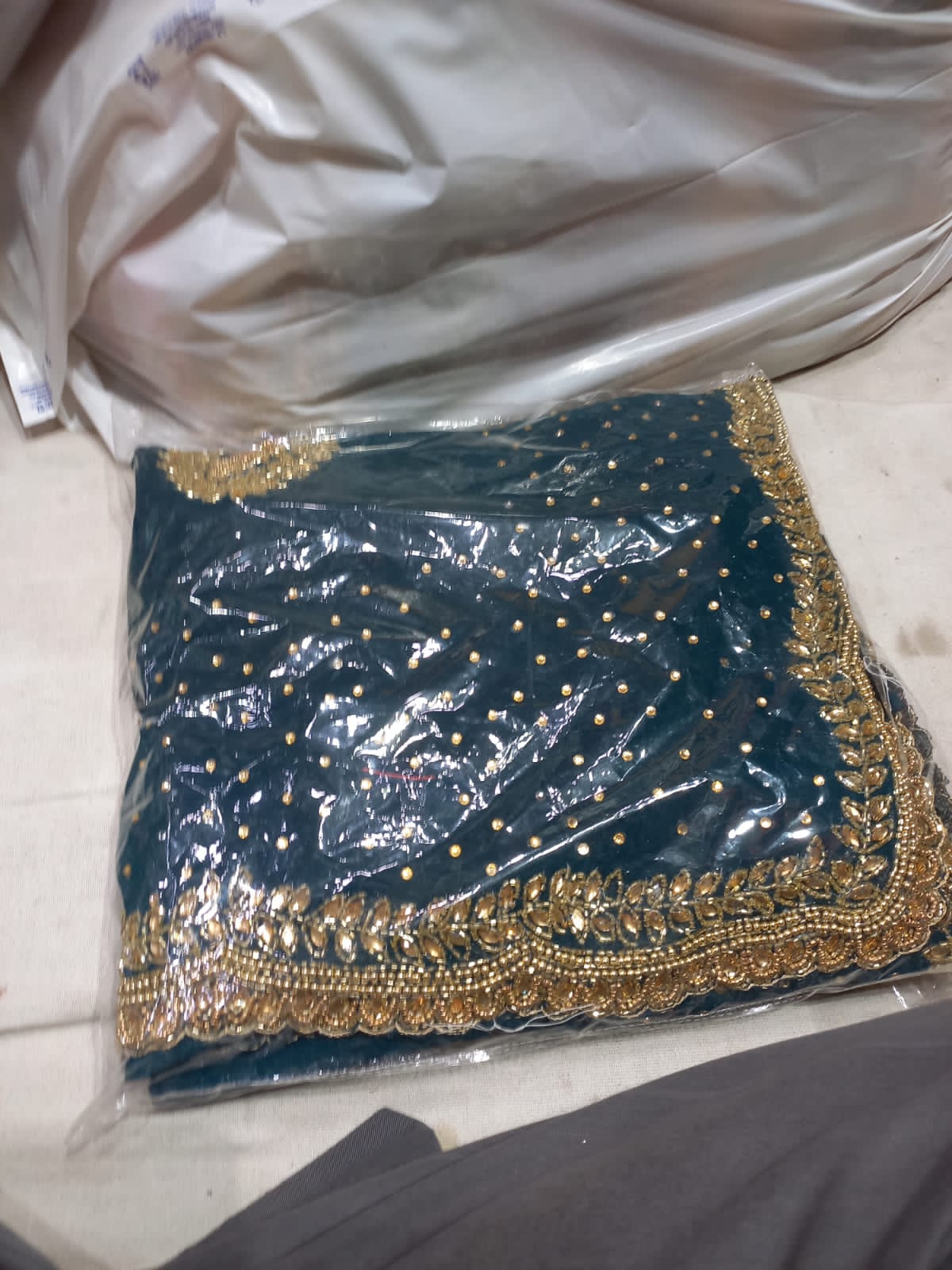 Discover more than 137 chandni chowk saree wholesalers latest