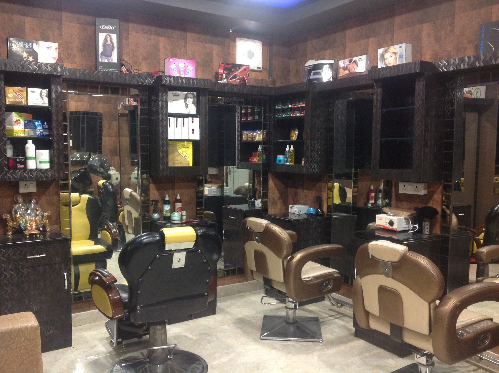 Affinity Salon Green Park Salons In Delhi Justdial Affinity Salon Green Park Salons In Delhi Justdial