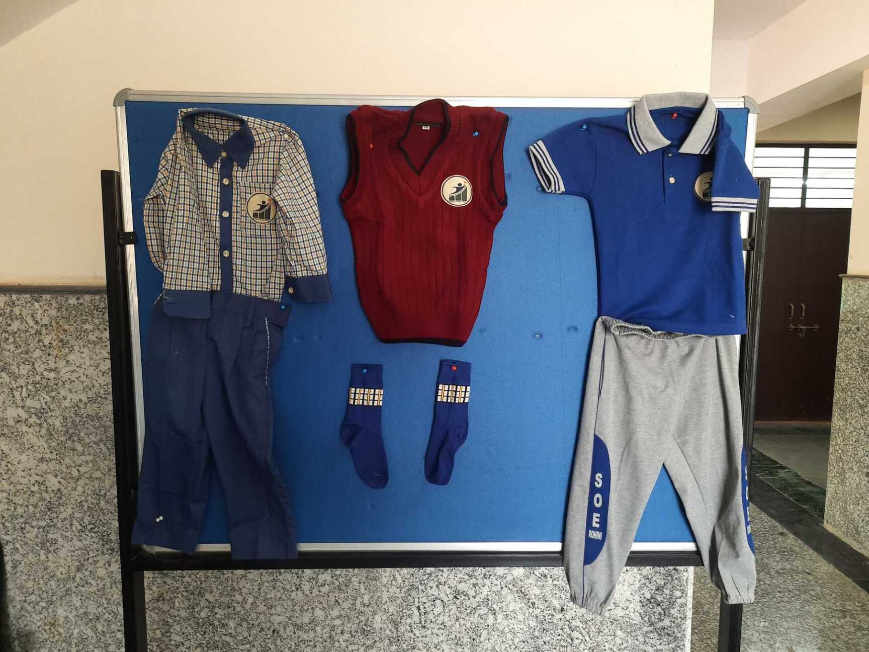 Catalogue Tripple R Uniforms in Rohini Sector 11 , Delhi Justdial