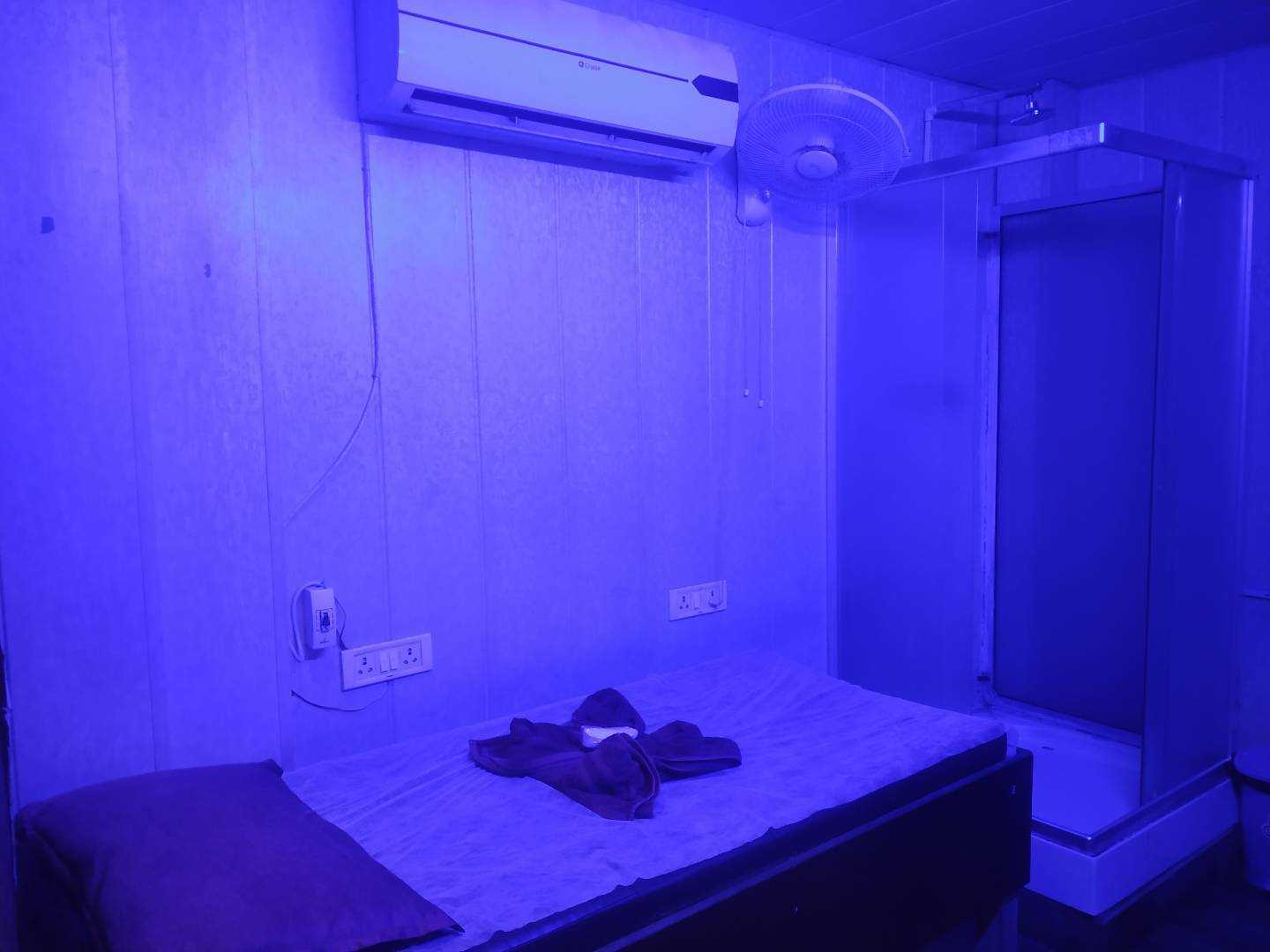 Top Massage Centres For Men in Dwarka Sector 16b Best Body Massage